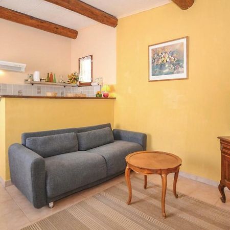 Cozy Home In Crillon Le Brave With Kitchen Exterior foto