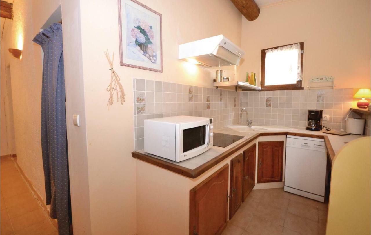 Cozy Home In Crillon Le Brave With Kitchen Exterior foto