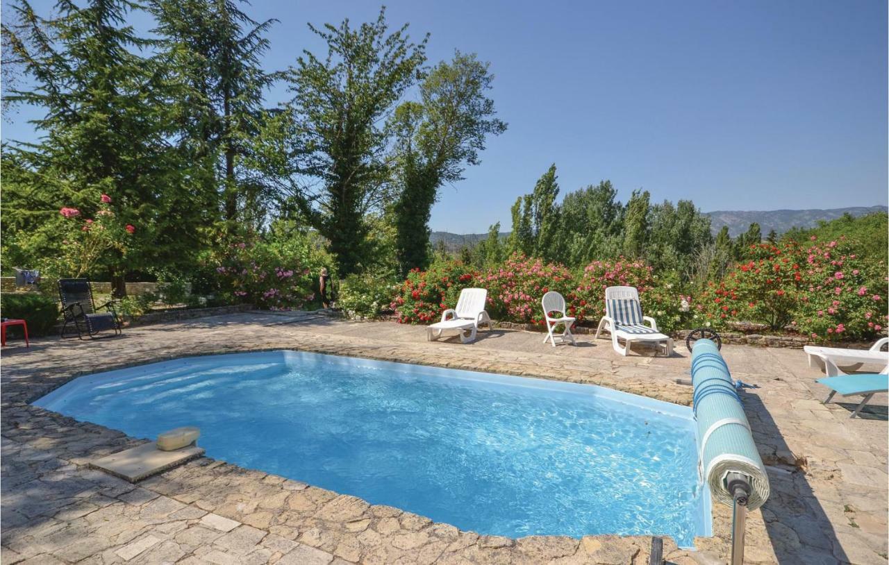 Cozy Home In Crillon Le Brave With Kitchen Exterior foto